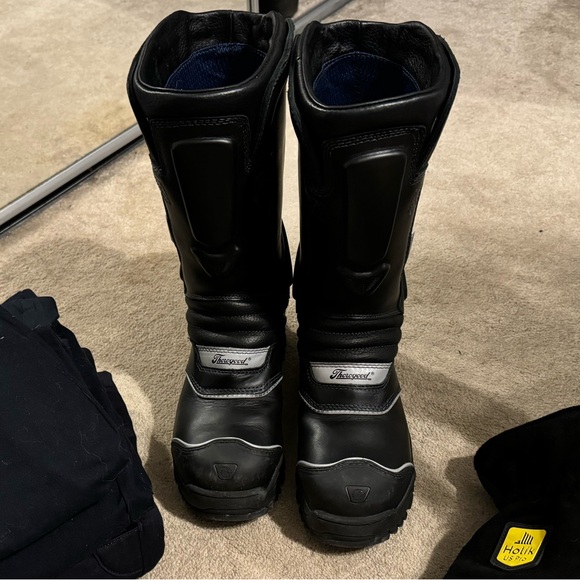 Thorogood Fire Boots - Picture 1 of 6